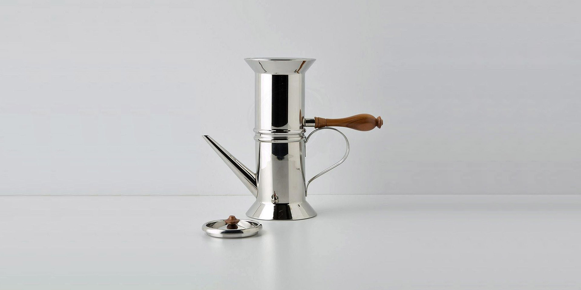 File:Neapolitan coffee maker (model 90018) by Riccardo Dalisi